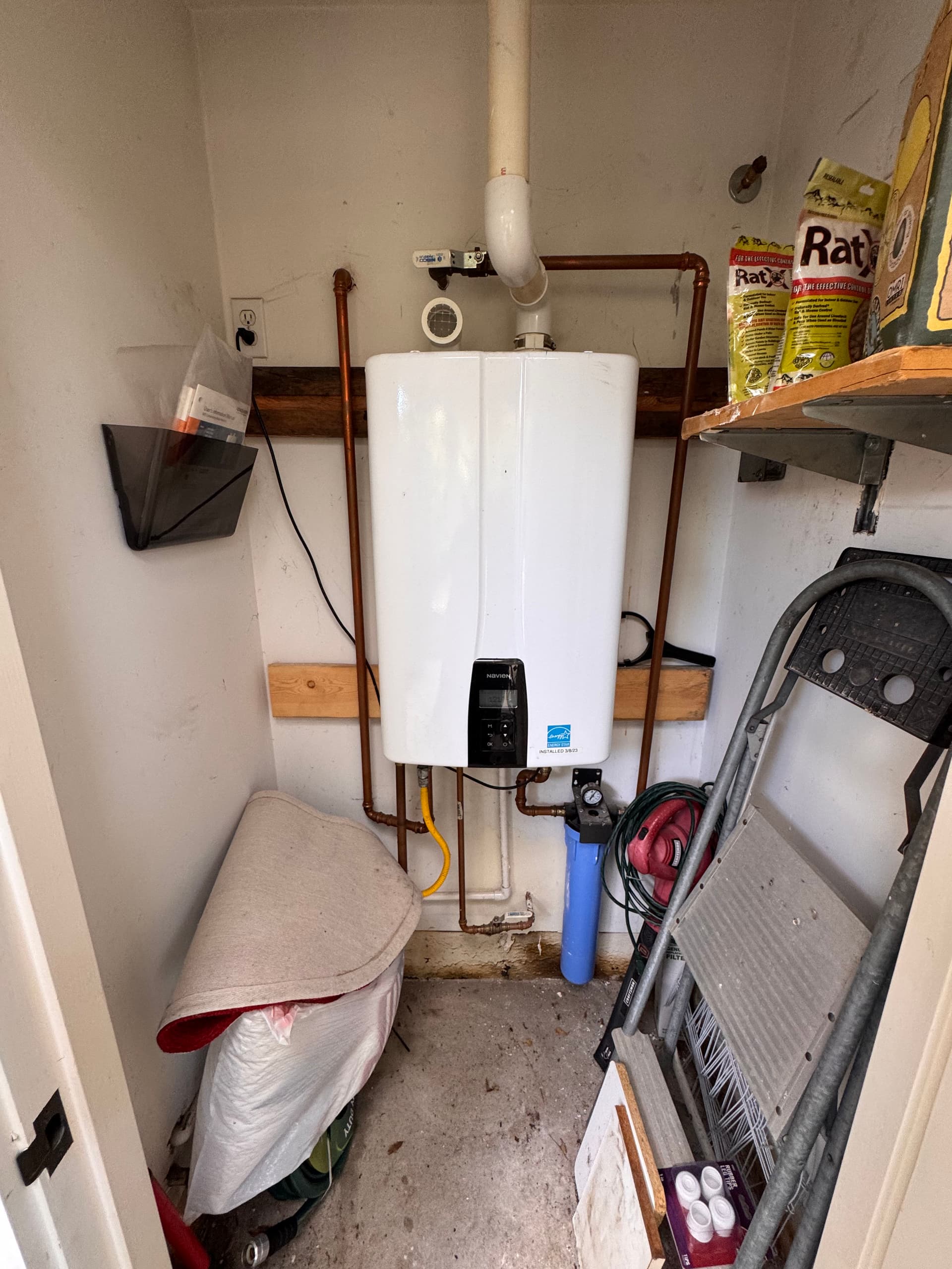 Gallery photos for Annual Tankless Water Heater Flush That Kills Hard Water Scale: Image #1