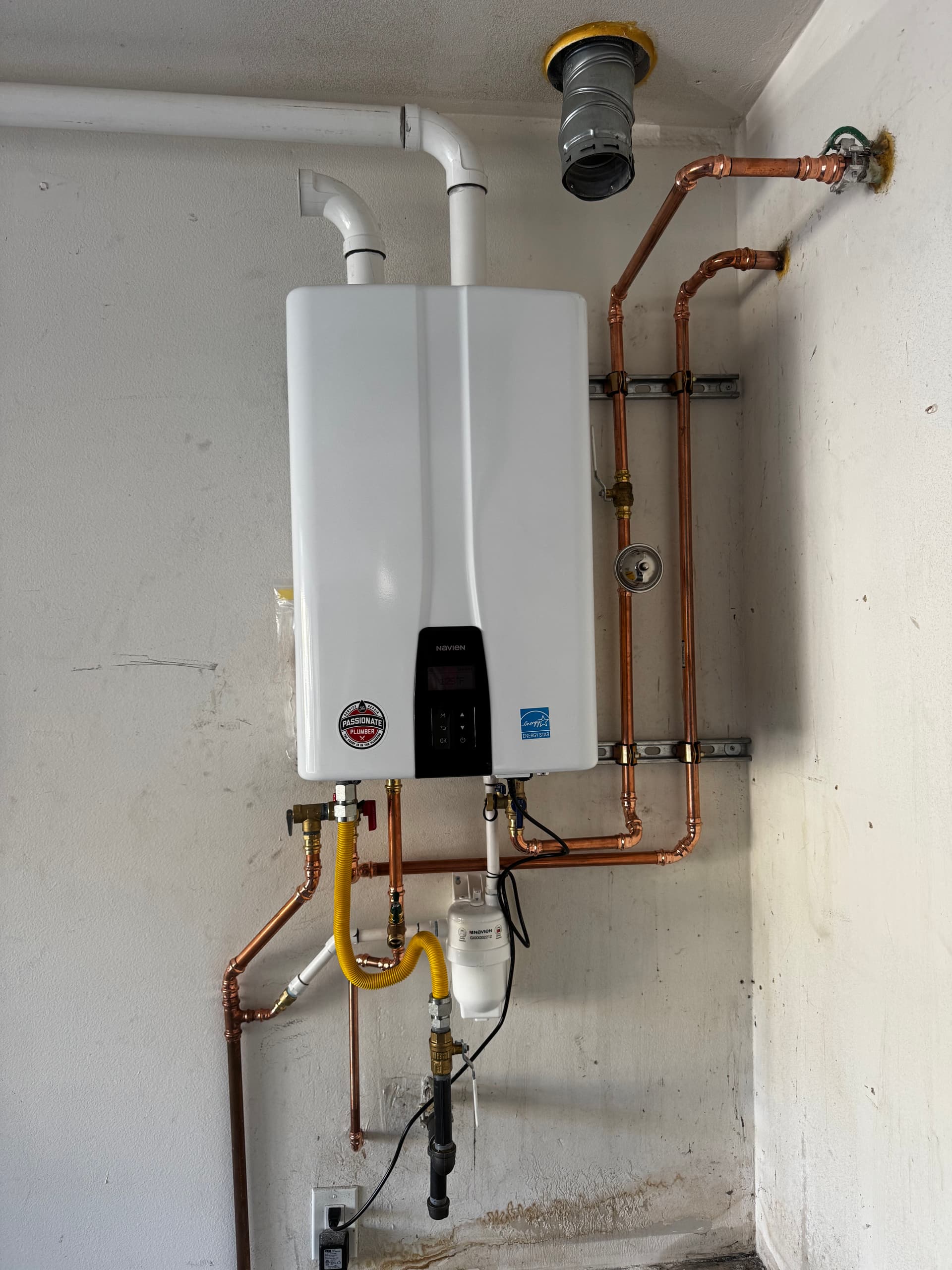 Tankless Water Heater Upgrade That Pays You Back image