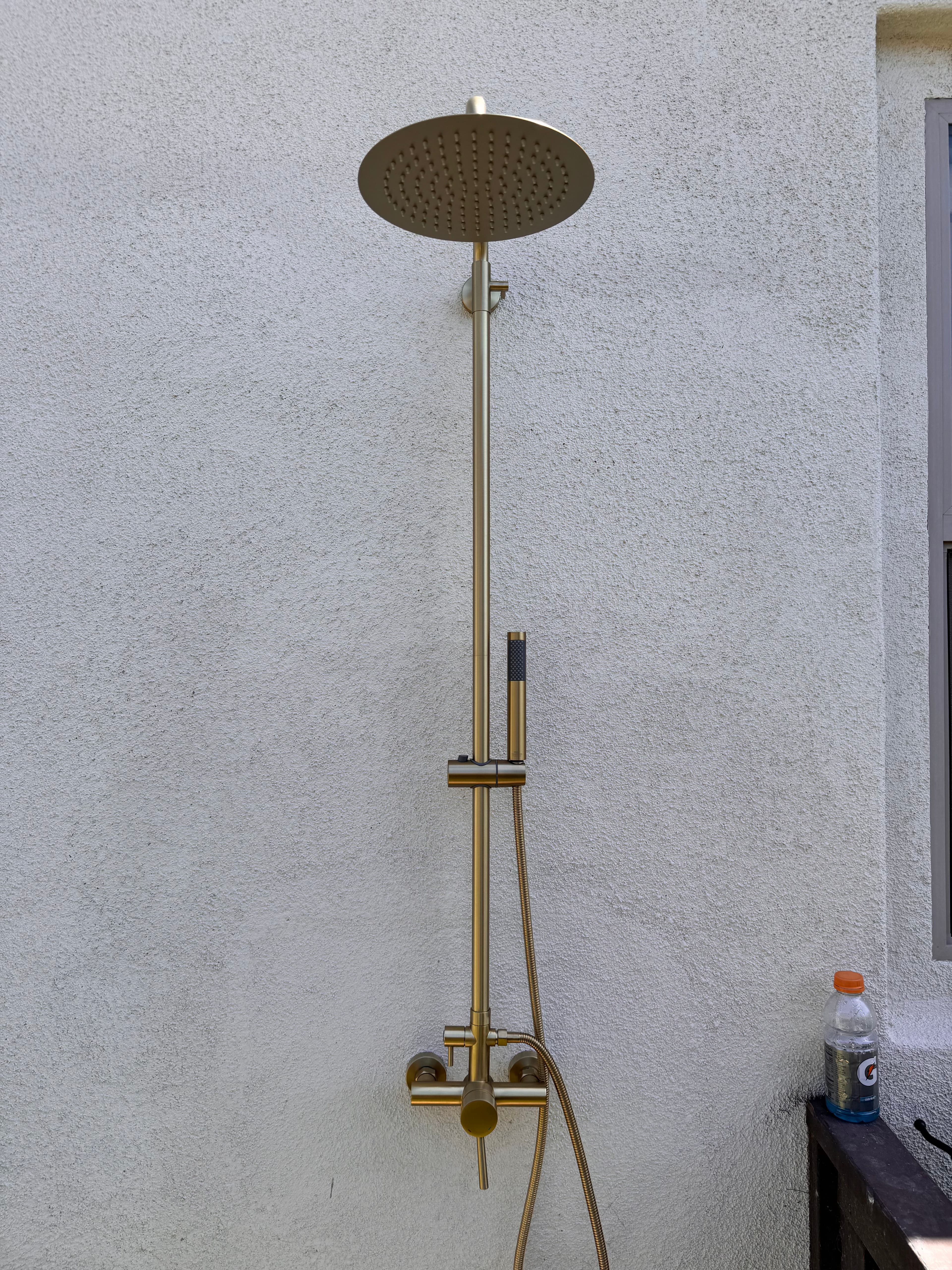 Project Outdoor Shower Setups That Actually Match Your Style image
