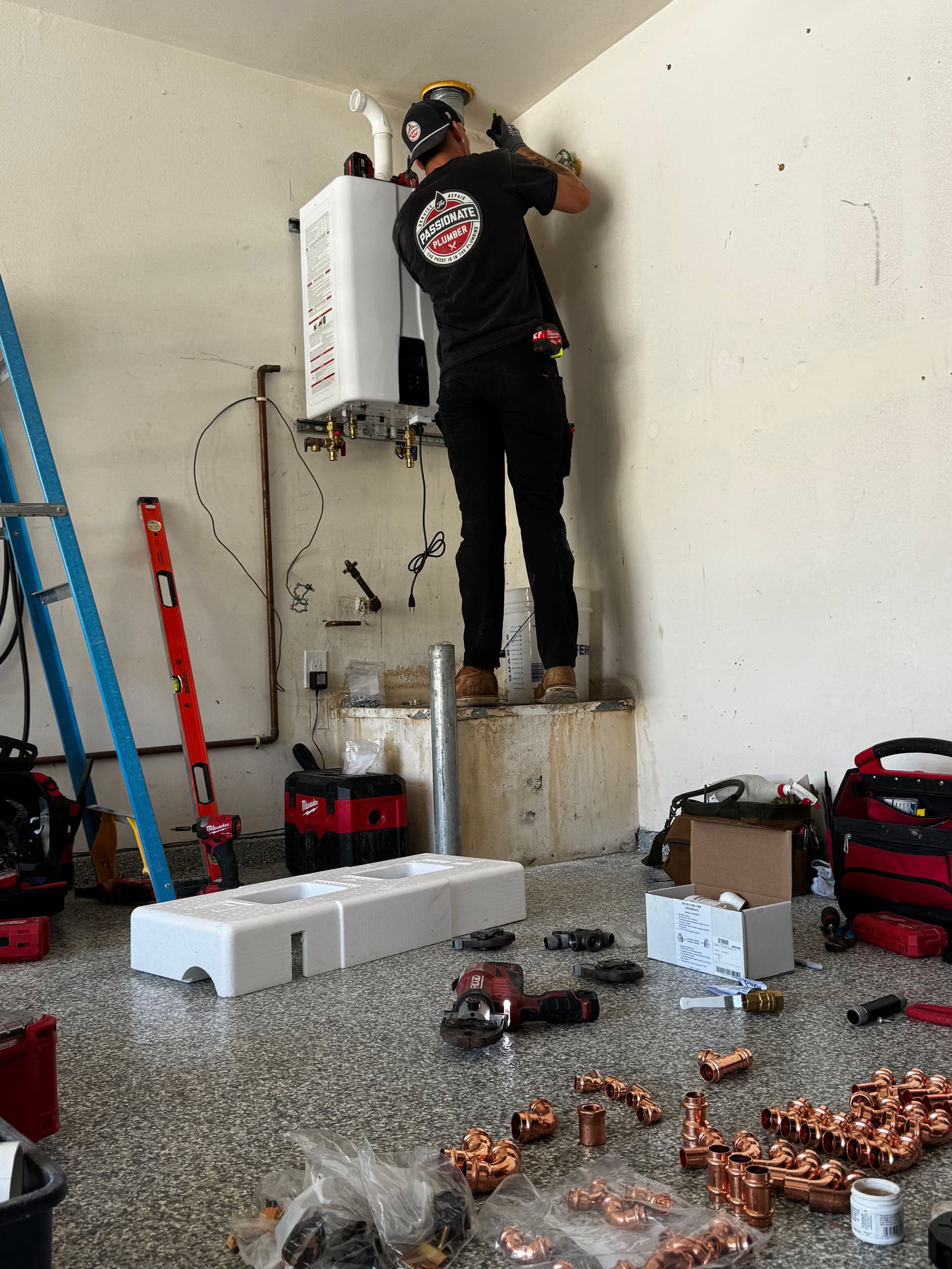 Gallery photos for Tankless Water Heater Upgrade That Pays You Back: Image #2